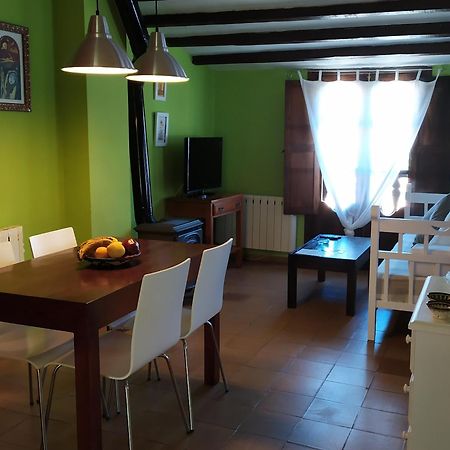 Apartamentos La Iguana Hervás Buitenkant foto