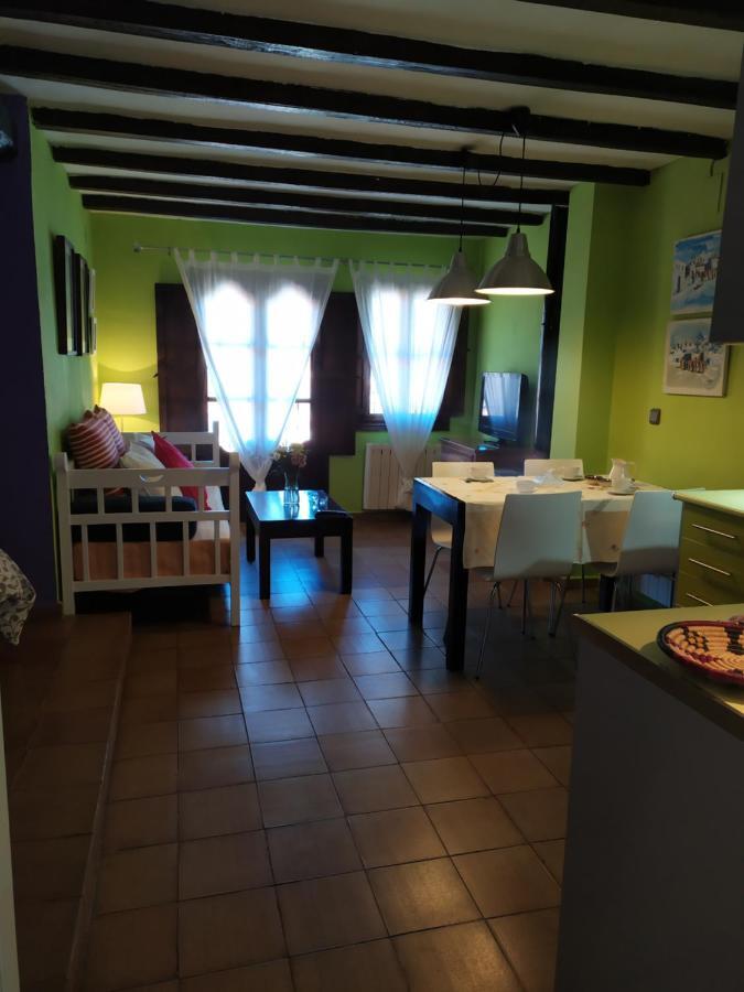 Apartamentos La Iguana Hervás Buitenkant foto